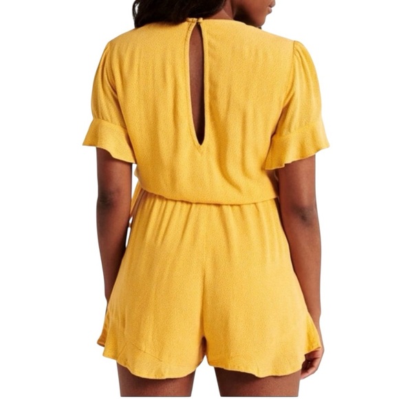 Abercrombie & Fitch Mustard Yellow Shorts Romper Size Small - Picture 7 of 7